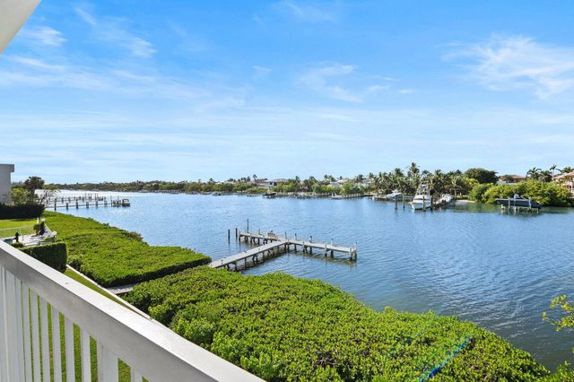 3501 S Ocean Boulevard 307, South Palm Beach, FL 33480