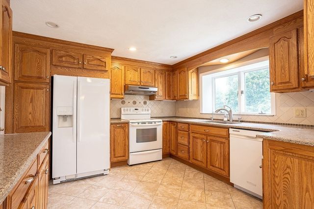 16 Westwood Rd, Lexington, MA 02420