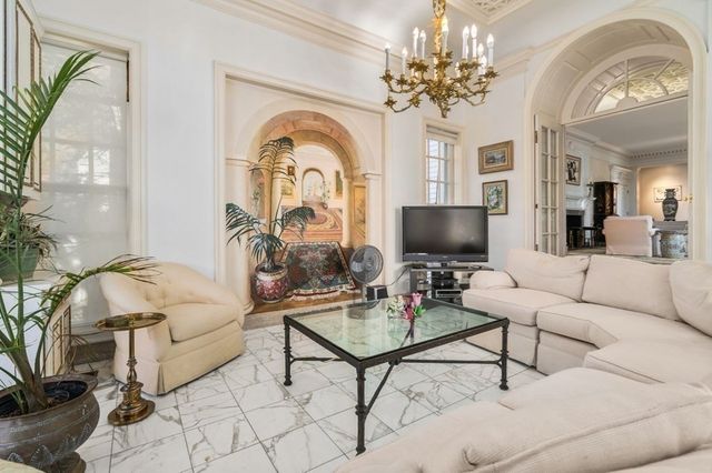 15 Catlin Road, Brookline, MA 02445