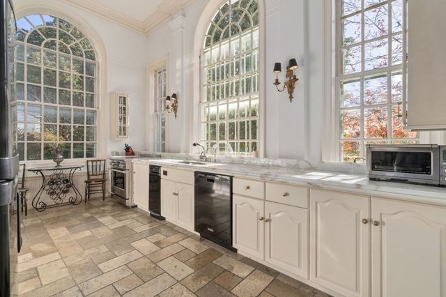 15 Catlin Road, Brookline, MA 02445