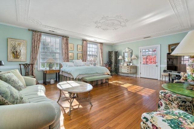 15 Catlin Road, Brookline, MA 02445