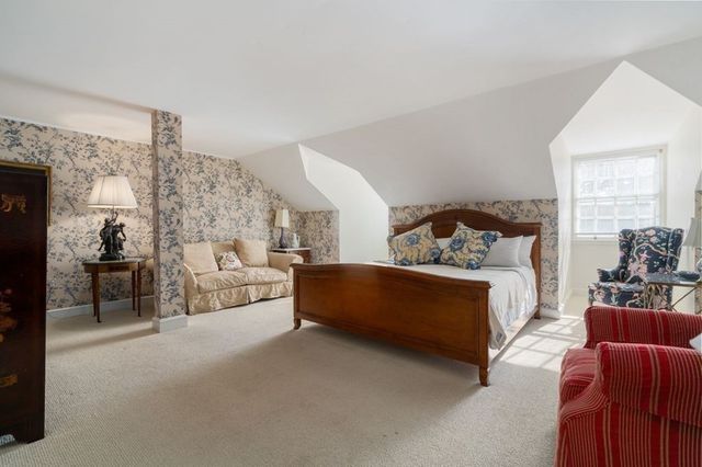 15 Catlin Road, Brookline, MA 02445