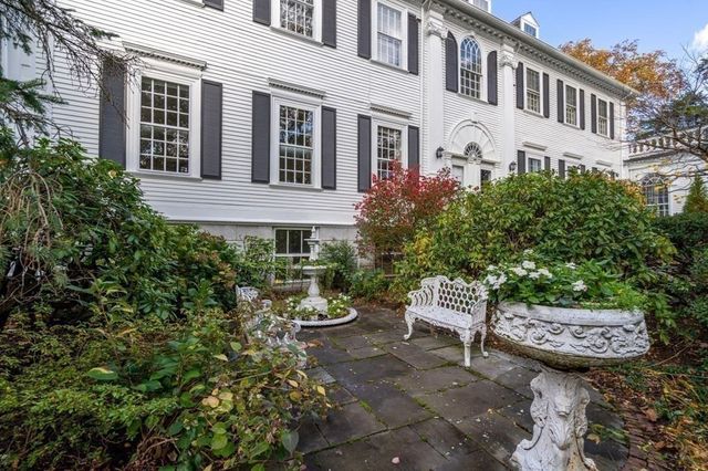 15 Catlin Road, Brookline, MA 02445