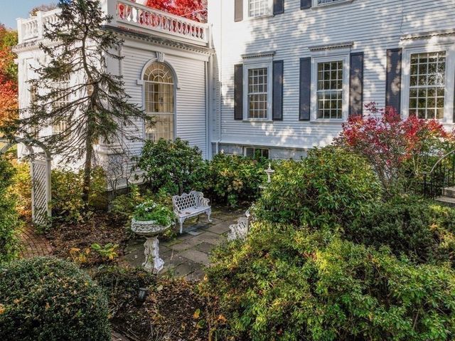 15 Catlin Road, Brookline, MA 02445