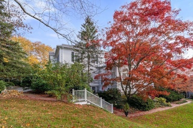 15 Catlin Road, Brookline, MA 02445