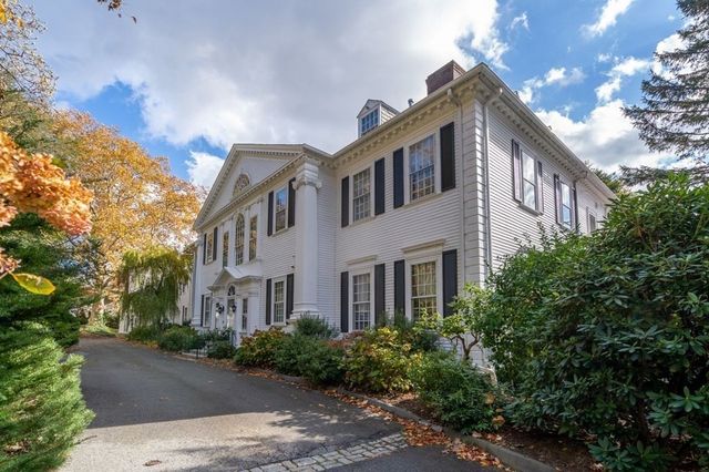 15 Catlin Road, Brookline, MA 02445