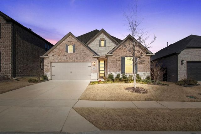 2637 Basswood Drive, Northlake, TX 76226