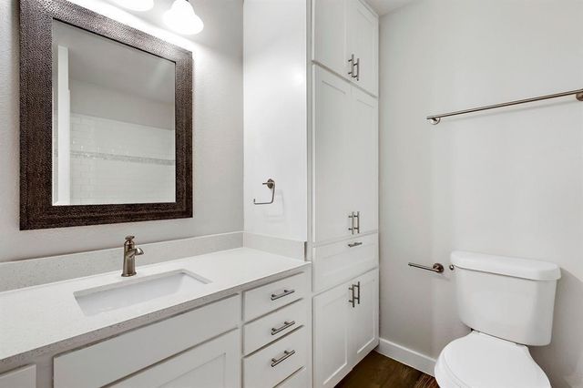 6205 Hyside DR B, Austin, TX 78723