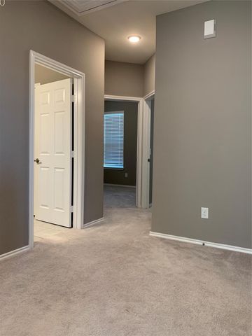 10942 Cannes Memorial Dr, Houston, TX 77043