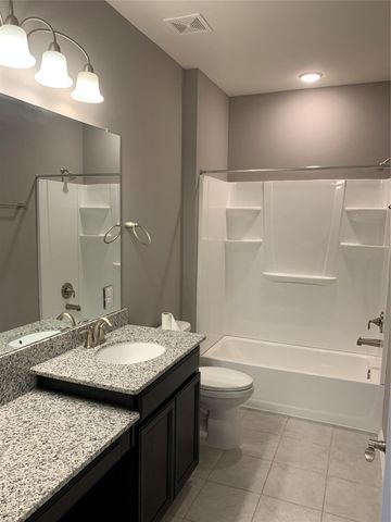 10942 Cannes Memorial Dr, Houston, TX 77043