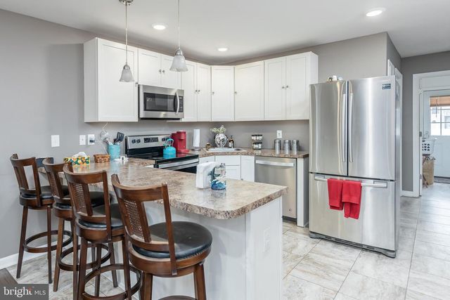 17 HARDING AVE, Pennsville, NJ 08070