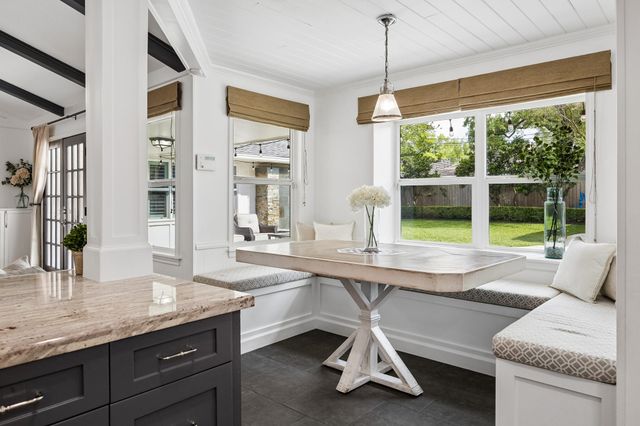 7807 Overbrook Lane, Houston, TX 77063