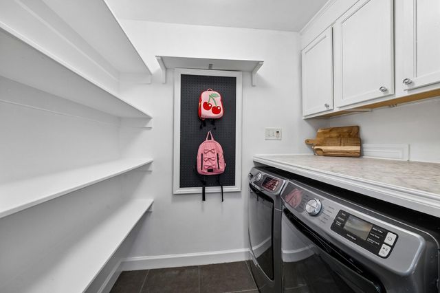 7807 Overbrook Lane, Houston, TX 77063