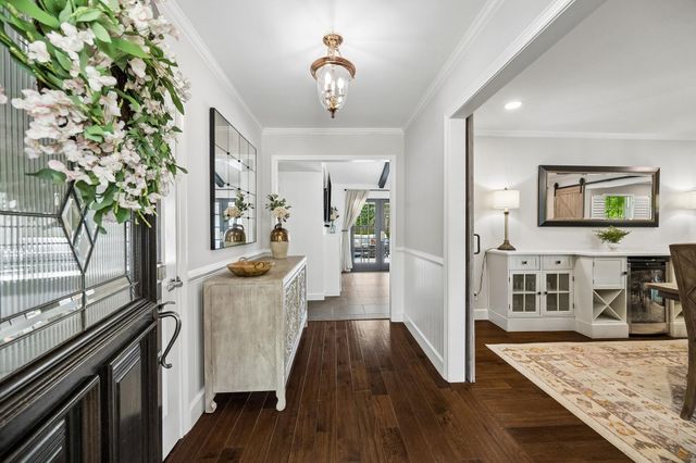 7807 Overbrook Lane, Houston, TX 77063