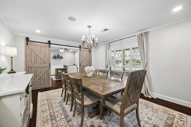 7807 Overbrook Lane, Houston, TX 77063