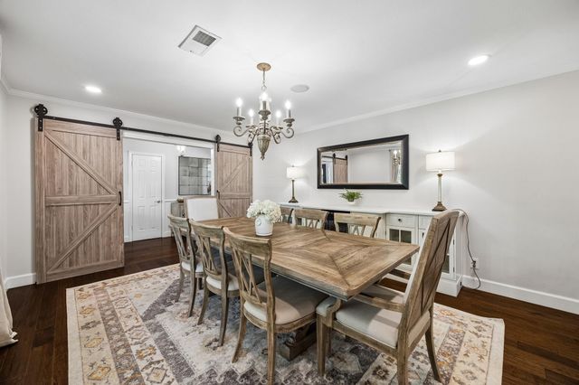 7807 Overbrook Lane, Houston, TX 77063