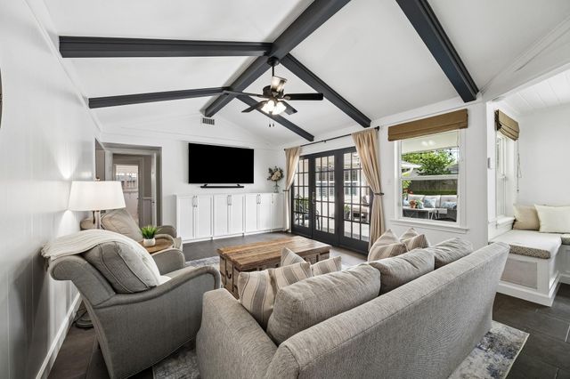 7807 Overbrook Lane, Houston, TX 77063