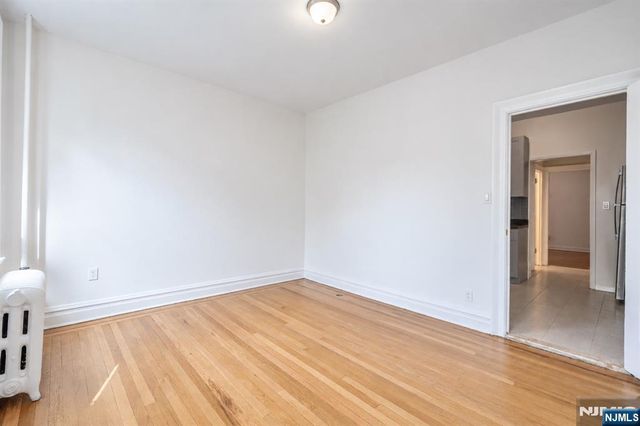 321 79th Street 23, North Bergen, NJ 07047