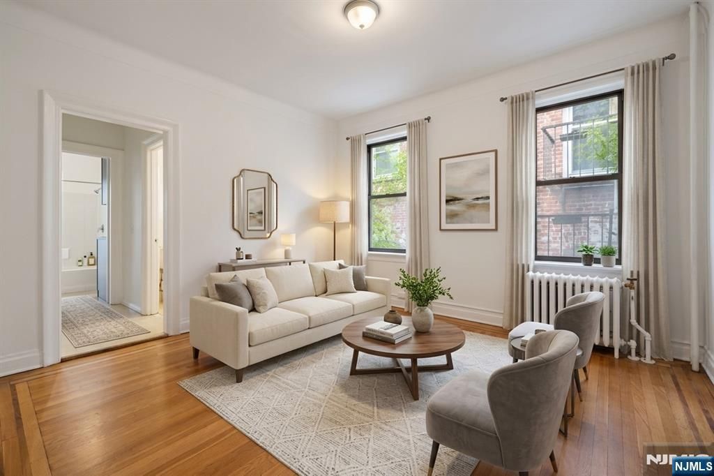 321 79th Street 23, North Bergen, NJ 07047