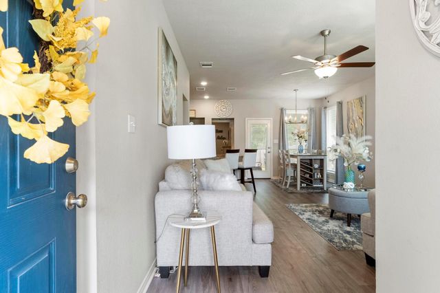 139 New Dawn Trail, Huntsville, TX 77320