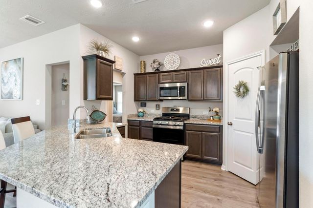 139 New Dawn Trail, Huntsville, TX 77320