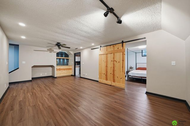 5111 S 32 Street, Lincoln, NE 68516