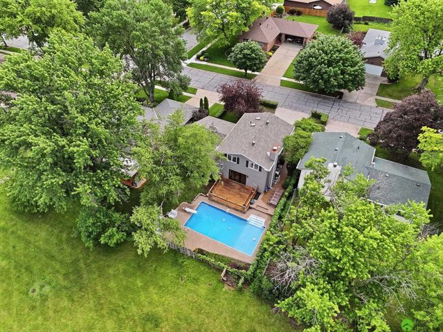 5111 S 32 Street, Lincoln, NE 68516