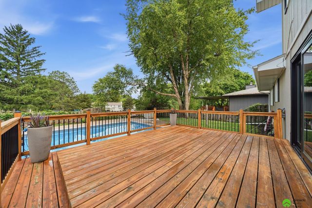 5111 S 32 Street, Lincoln, NE 68516