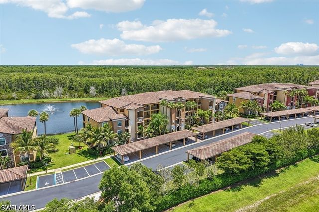 9584 Trevi CT 5227, Naples, FL 34113
