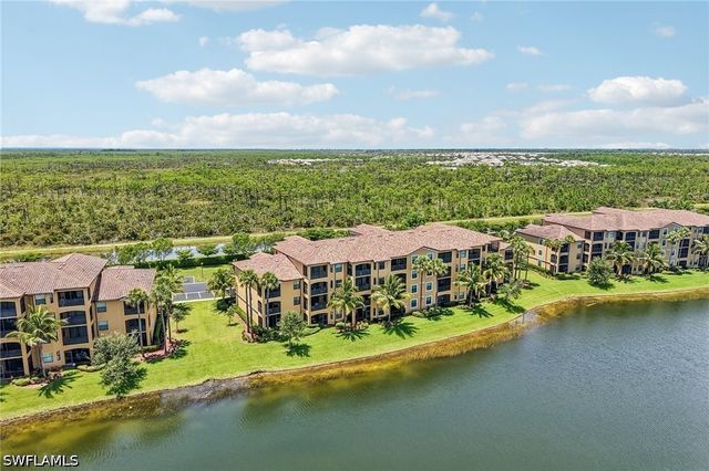 9584 Trevi CT 5227, Naples, FL 34113