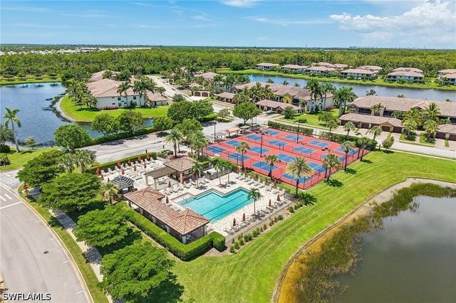 9584 Trevi CT 5227, Naples, FL 34113
