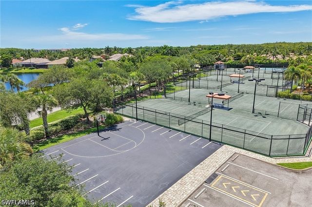 9584 Trevi CT 5227, Naples, FL 34113