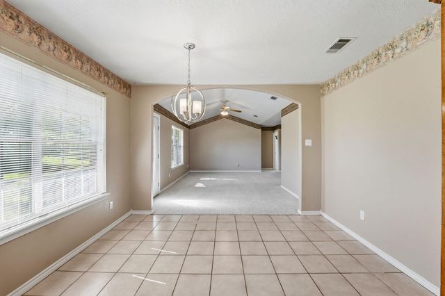 231 County Road 2234, Cleveland, TX 77327