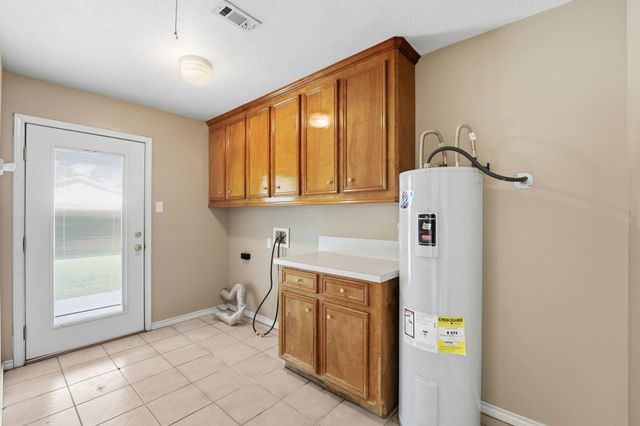 231 County Road 2234, Cleveland, TX 77327