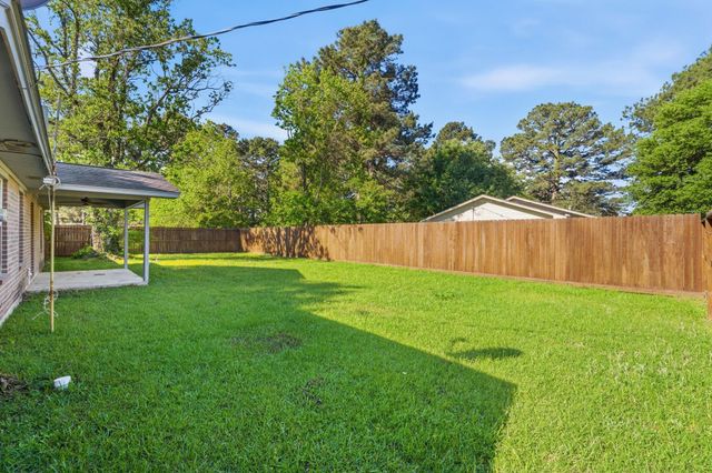 231 County Road 2234, Cleveland, TX 77327