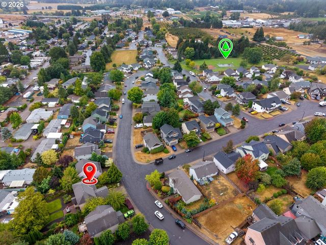 963 Sw VIEW CREST Dr, Dundee, OR 97115