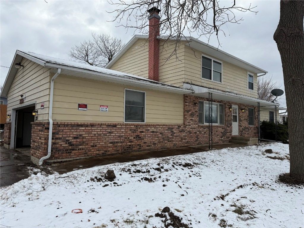 275 5th Avenue, Marion, IA 52302
