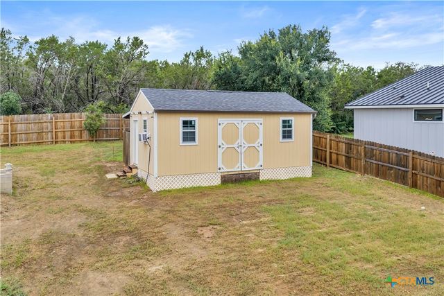 511 Taylor Drive, Horseshoe Bay, TX 78657