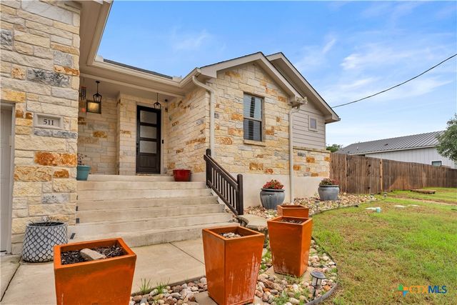 511 Taylor Drive, Horseshoe Bay, TX 78657