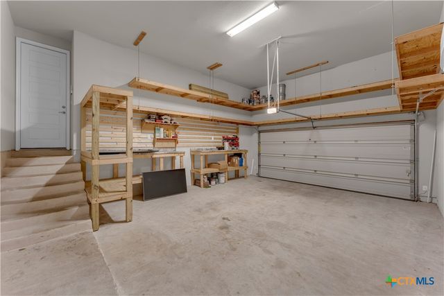 511 Taylor Drive, Horseshoe Bay, TX 78657