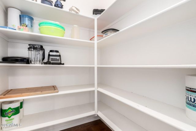 12725 W DALE Lane, Peoria, AZ 85383