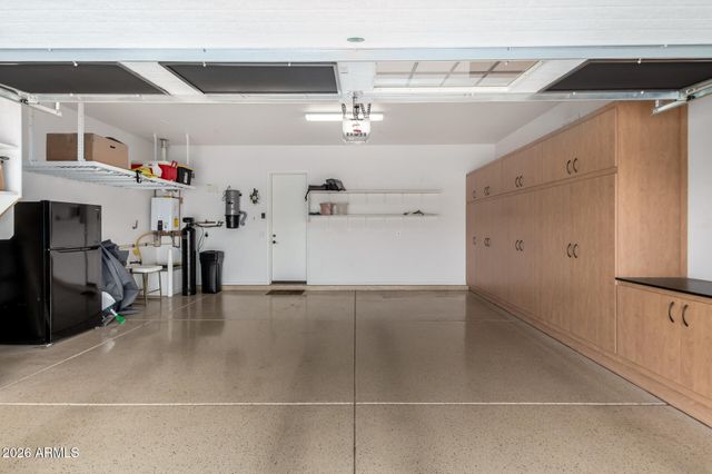 12725 W DALE Lane, Peoria, AZ 85383