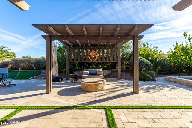 12725 W DALE Lane, Peoria, AZ 85383