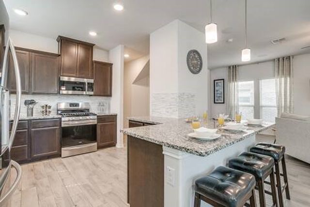 10040 Eagle Pass Place, Mckinney, TX 75071