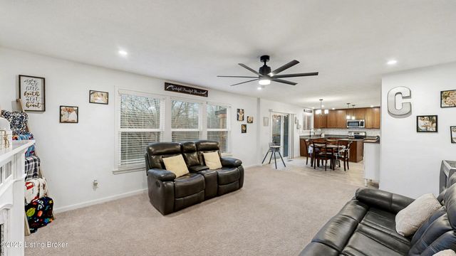 151 Blue Ridge Cir, Mt Washington, KY 40047