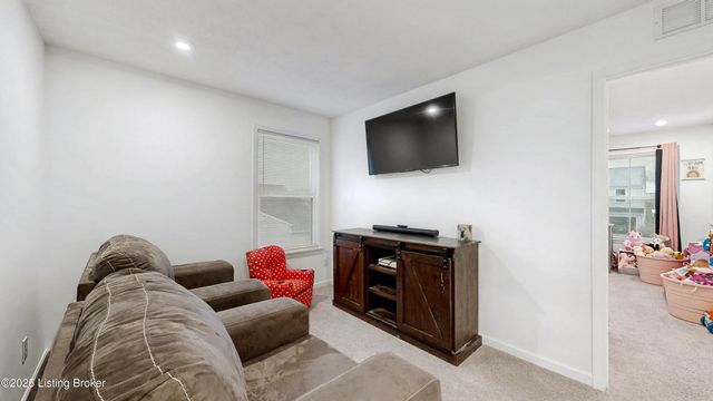 151 Blue Ridge Cir, Mt Washington, KY 40047