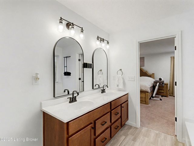 151 Blue Ridge Cir, Mt Washington, KY 40047