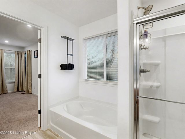 151 Blue Ridge Cir, Mt Washington, KY 40047