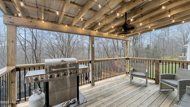 151 Blue Ridge Cir, Mt Washington, KY 40047