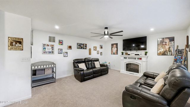 151 Blue Ridge Cir, Mt Washington, KY 40047